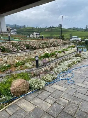 Nuwara Eliya : 6BR (87 P) New Luxury Hotel for Sale in Labukale