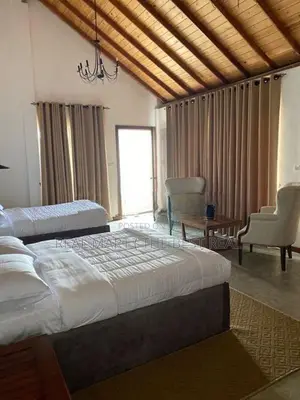 Nuwara Eliya : 6BR (87 P) New Luxury Hotel for Sale in Labukale