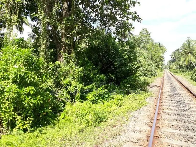 Matara : 120P Perches Commercial Land for Sale in Talpe