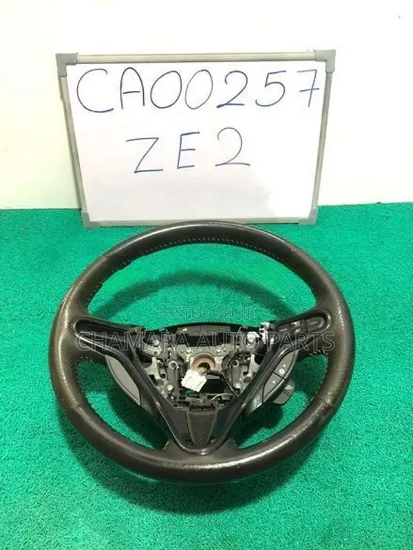 Honda Insight (ZE2) Steering Wheel