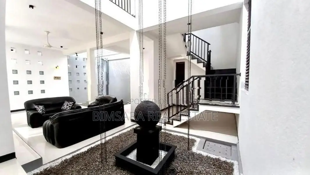 Three Storey 5Br House for Sale at Katuwawala, Boralesgamuwa (Sh 14516
