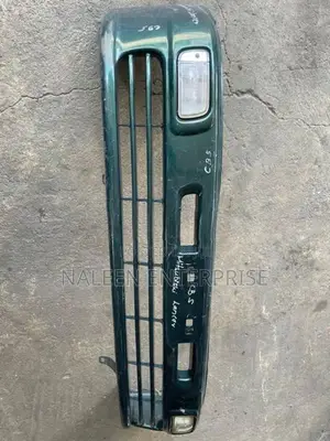 Mitsubishi Lancer CB5 Front Buffer