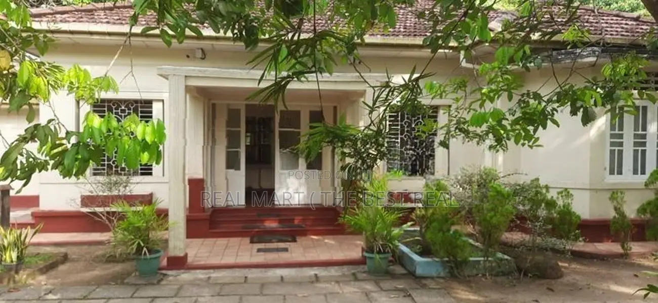 Galle : 4BR (86P) House for Sale Proposed Colombo Main Road