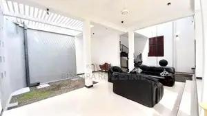 Three Storey 5Br House for Sale at Katuwawala, Boralesgamuwa (Sh 14516