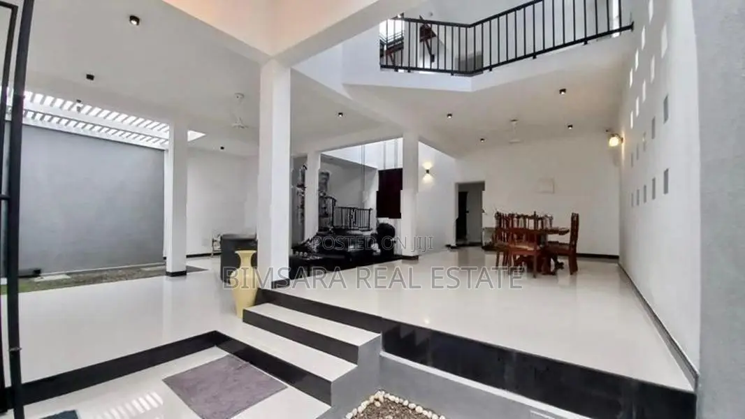 Three Storey 5Br House for Sale at Katuwawala, Boralesgamuwa (Sh 14516