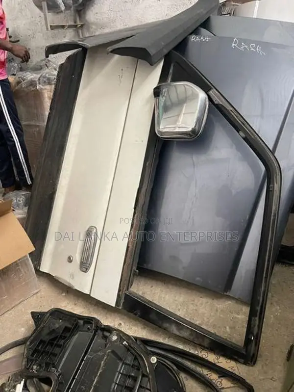 Mitsubishi Intercooler Pajero Complete Door Set With Mirrors