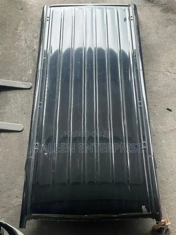 Nissan Caravan E26 NV350 Roof Cut
