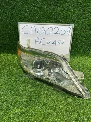 Toyota Camry (ACV40) Head Lamp