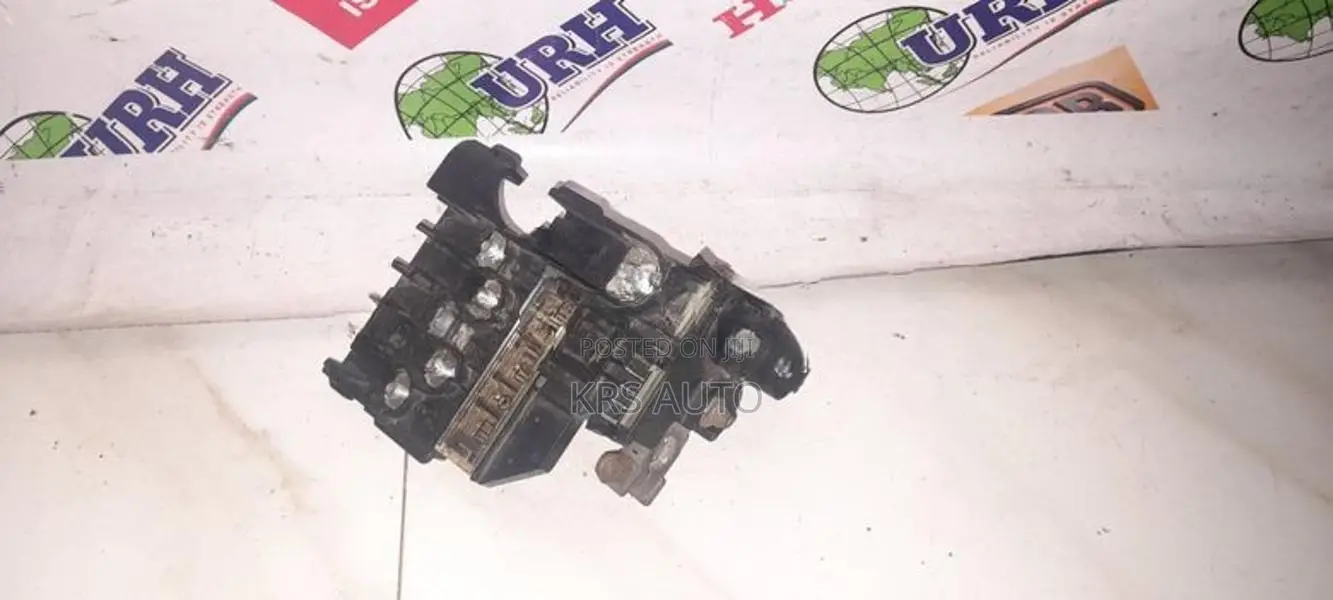 Honda Fit GP5 Battery Terminal