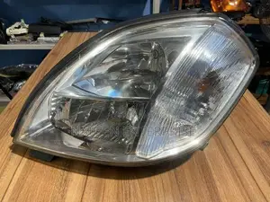 Nissan Cefiro J31 Xenon Head Light Set