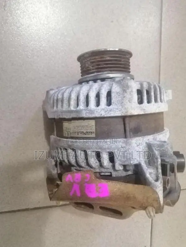 Honda CRV RM1 Alternator
