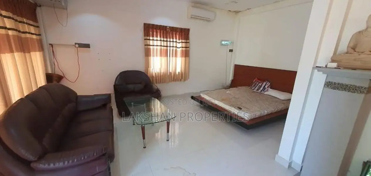 House for Sale in Boralesgamuwa