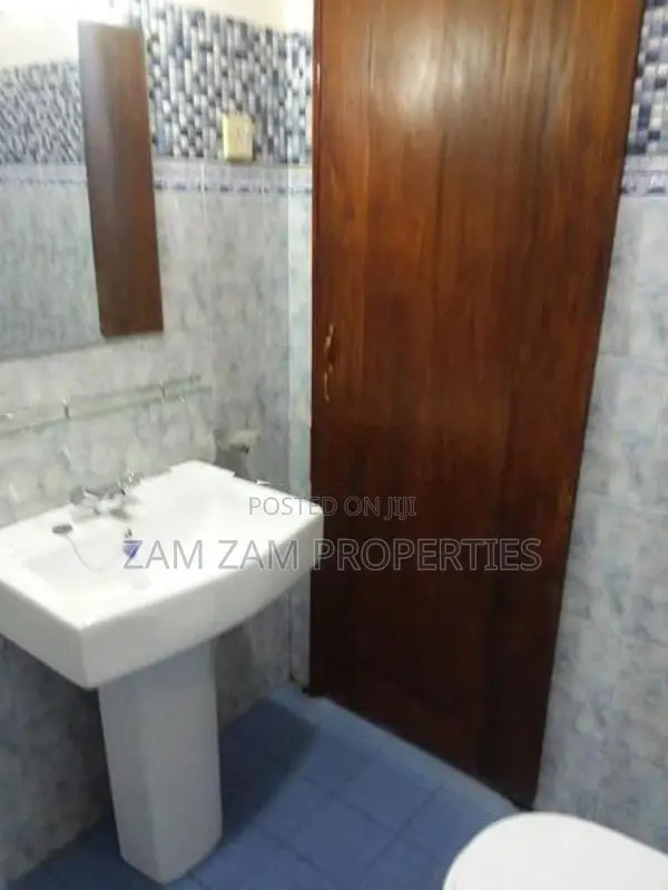 Three Unit House For Sale in Mount Lavinia