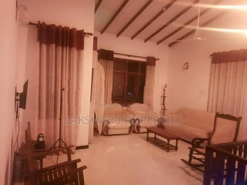 Two Storey House for Sale in Piliyandala Madapatha