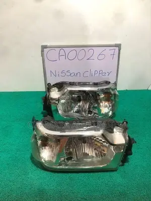 Nissan Clipper Head Lamp