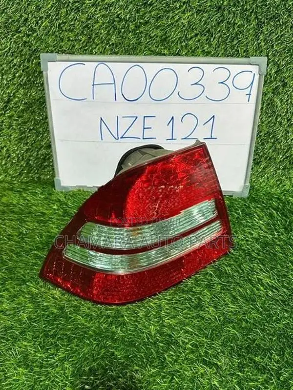 Toyota Corolla (NZE-121/ 2005) Tail Lamp