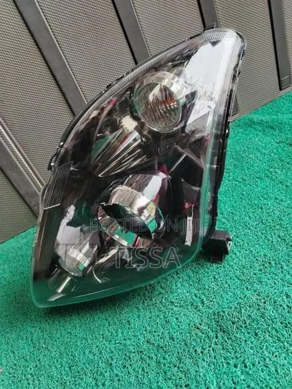 Suzuki Swift ZC71s Head Lamp