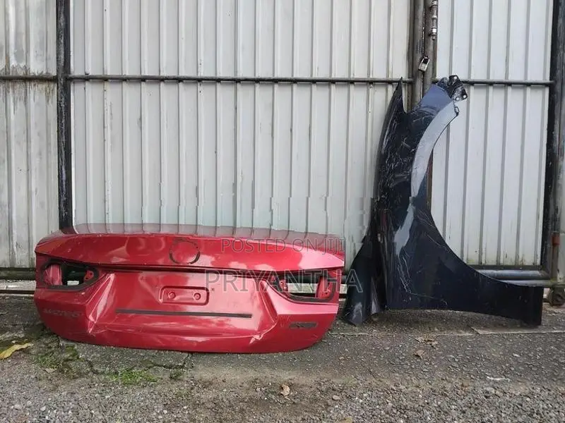 Mazda 6 dicky / fender