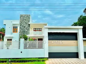 Super Modern Luxurious Nice Garden With House For Sale In Negombo