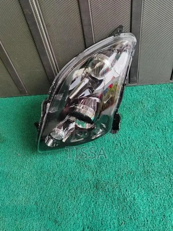 Suzuki Swift ZC71s Head Lamp