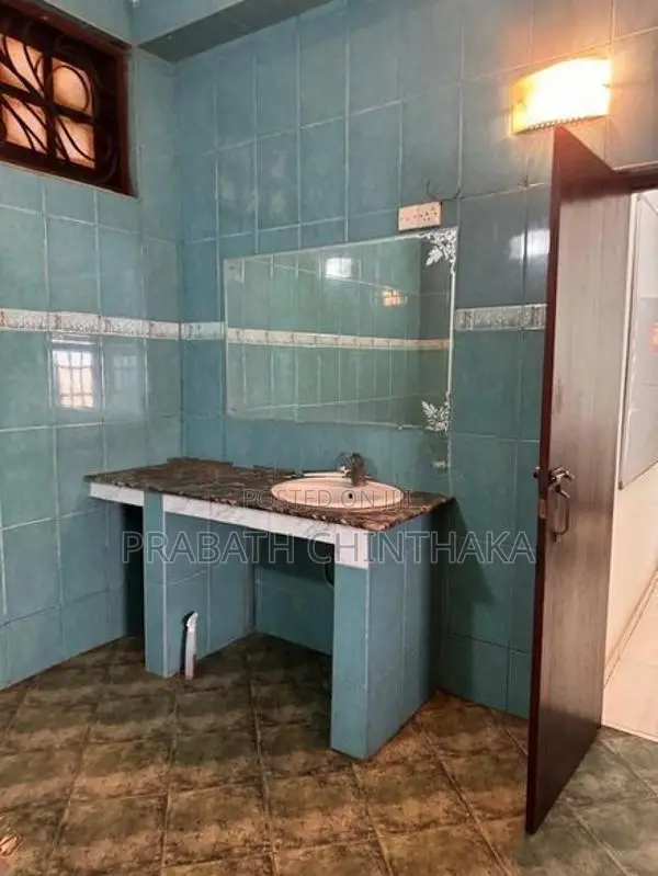 Building for Rent in Rajagiriya