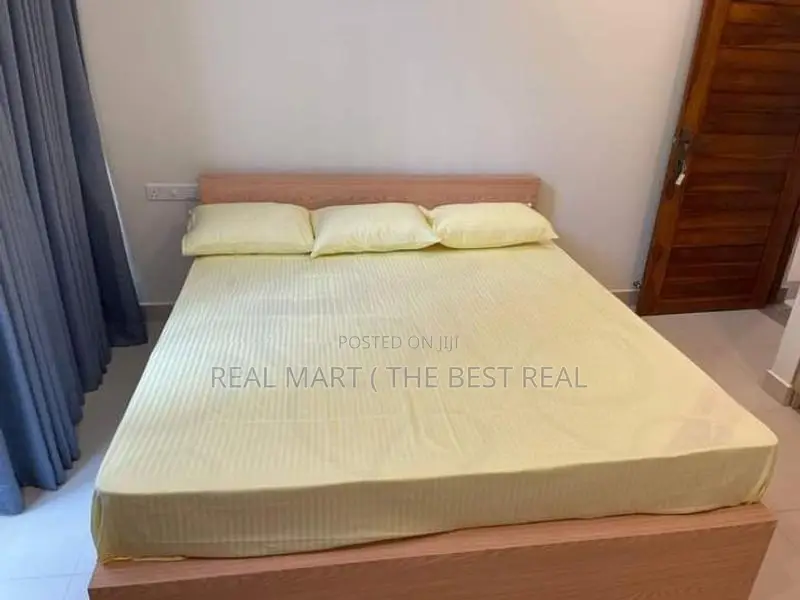Nuwara Eliya : 8 BR (10P) Luxury Running Hotel for Sale in Katumana