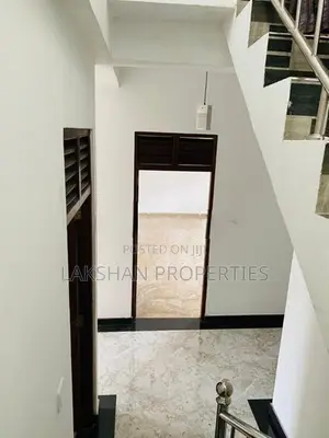 Two Storey House for Sale in Piliyandala