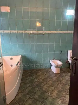 Building for Rent in Rajagiriya