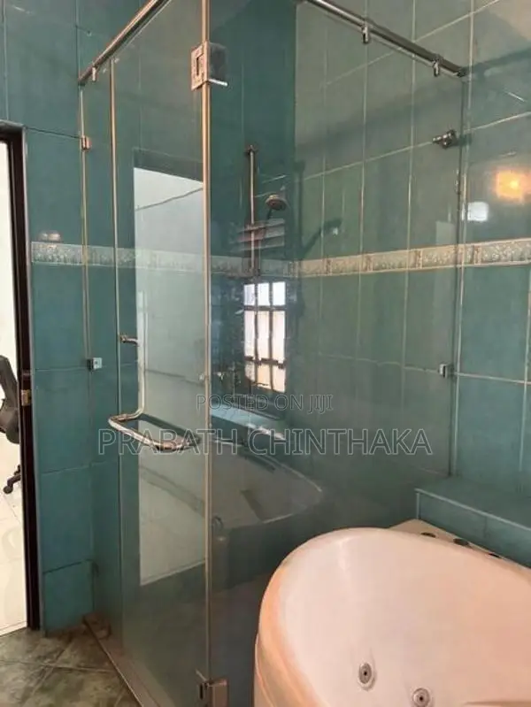 Building for Rent in Rajagiriya