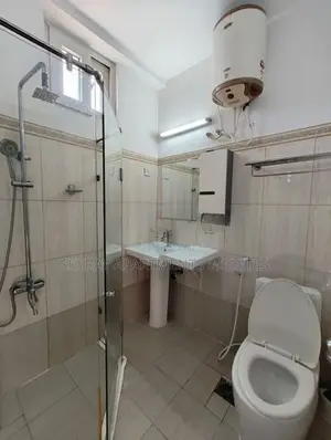 Holiday 4 Bedroom Furnished Apartment with Pool & Gym - Wellawatta