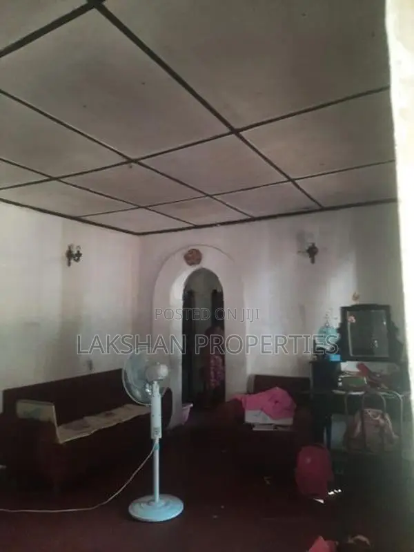Land For Sale In Boralesgamuwa werahera