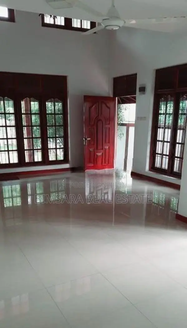 4BR House for Sale in Subasadaka Mawatha, Pitakotte (SH 15086)