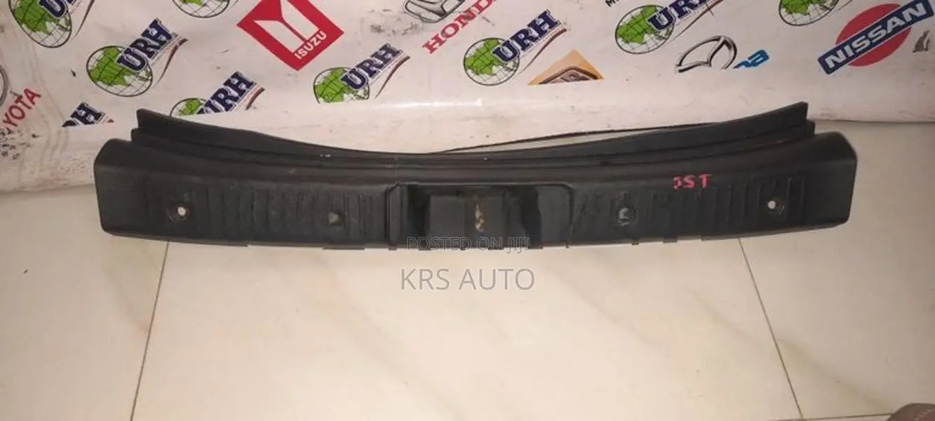 Toyota IST NCP 60 Dicky Lock Panel