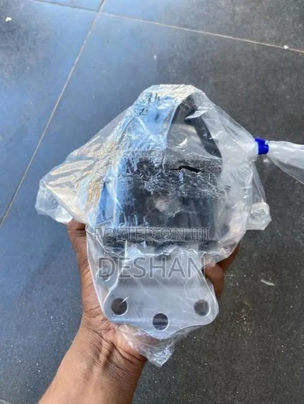 Suzuki Swift RS Engine Mount Brand New (ZC13S )