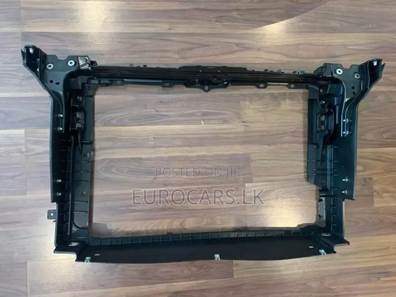 Volkswagen Polo Nose Cut Panel