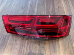 Audi Q7 Tail Light