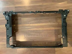 Volkswagen Polo Nose Cut Panel