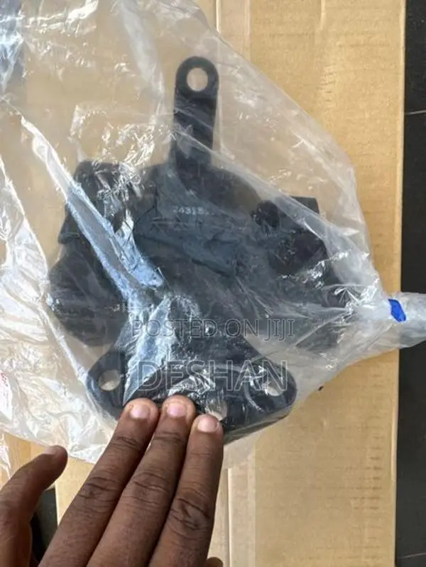 Suzuki Swift RS (ZC53S) Gearbox Mount
