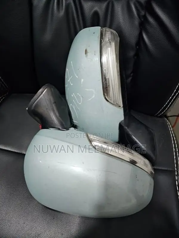 Toyota Prius W30 Side Mirrors with Parts