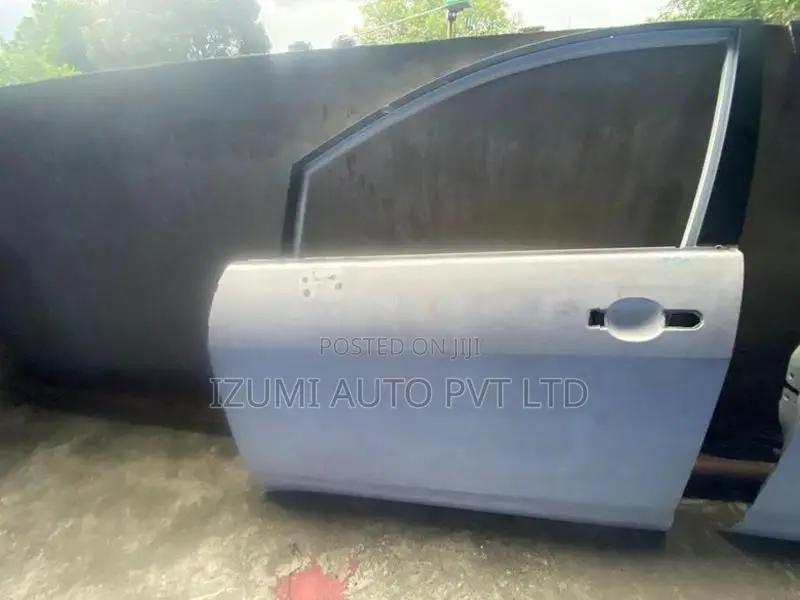 Nissan Tiida Two Front Door Panel set