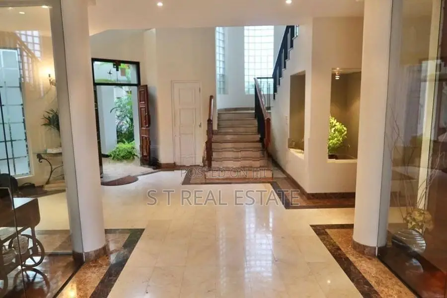 Modern Design Luxury 3 Story House For Sale In Nawala