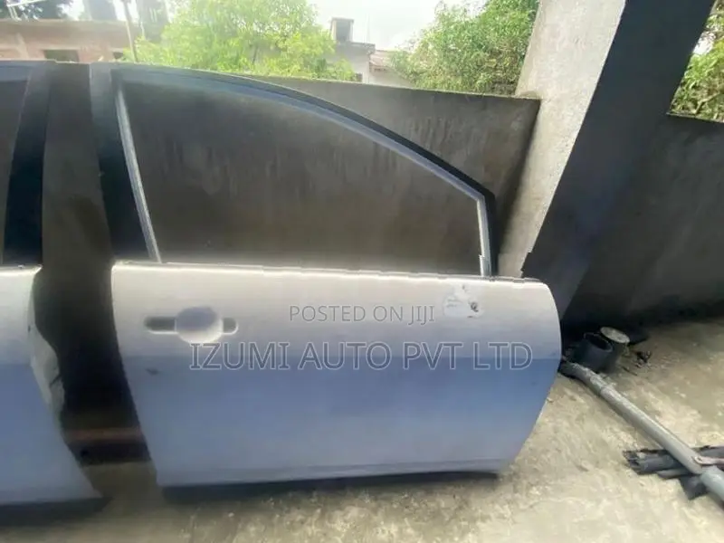 Nissan Tiida Two Front Door Panel set