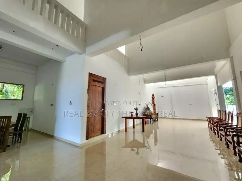 Ambalantota : 8BR (80P) fully furnished Luxury House for Sale
