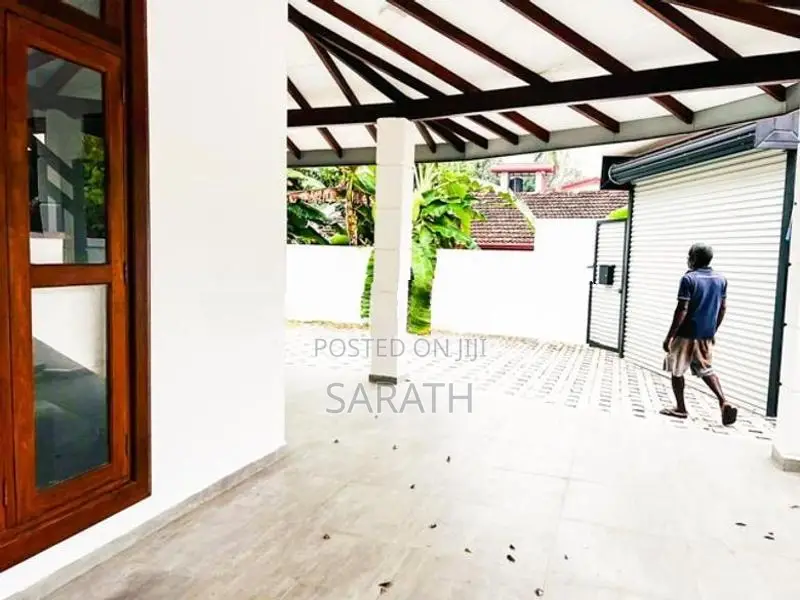 All Completed Brand New House In Athurugiriya