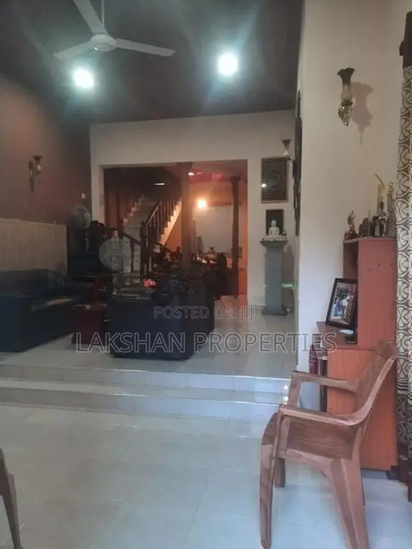 House For Sale In Boralesgamuwa Devalamulla