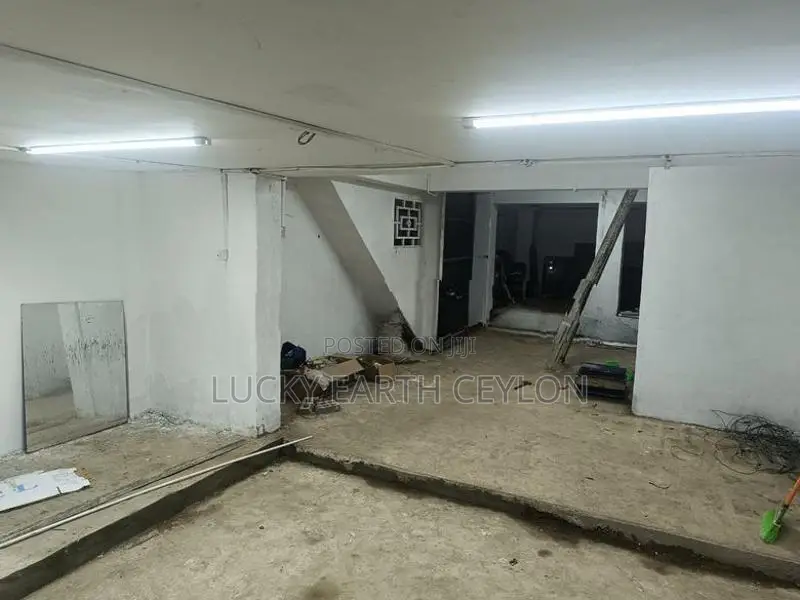 Dehiwala Facing Galle Road Basement level Shop for Rent (LEC132)