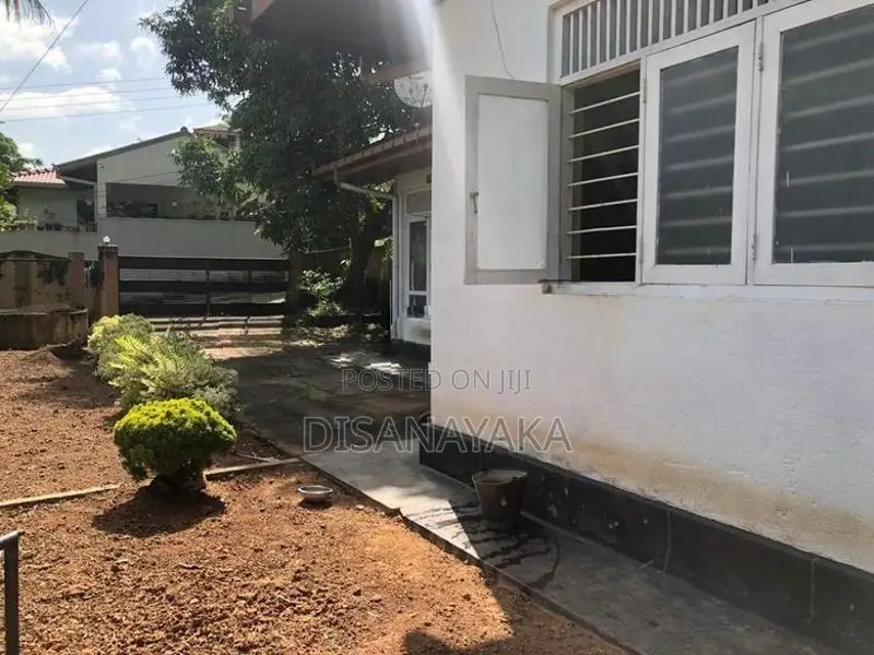 Land with House for Sale Battaramulla 2020