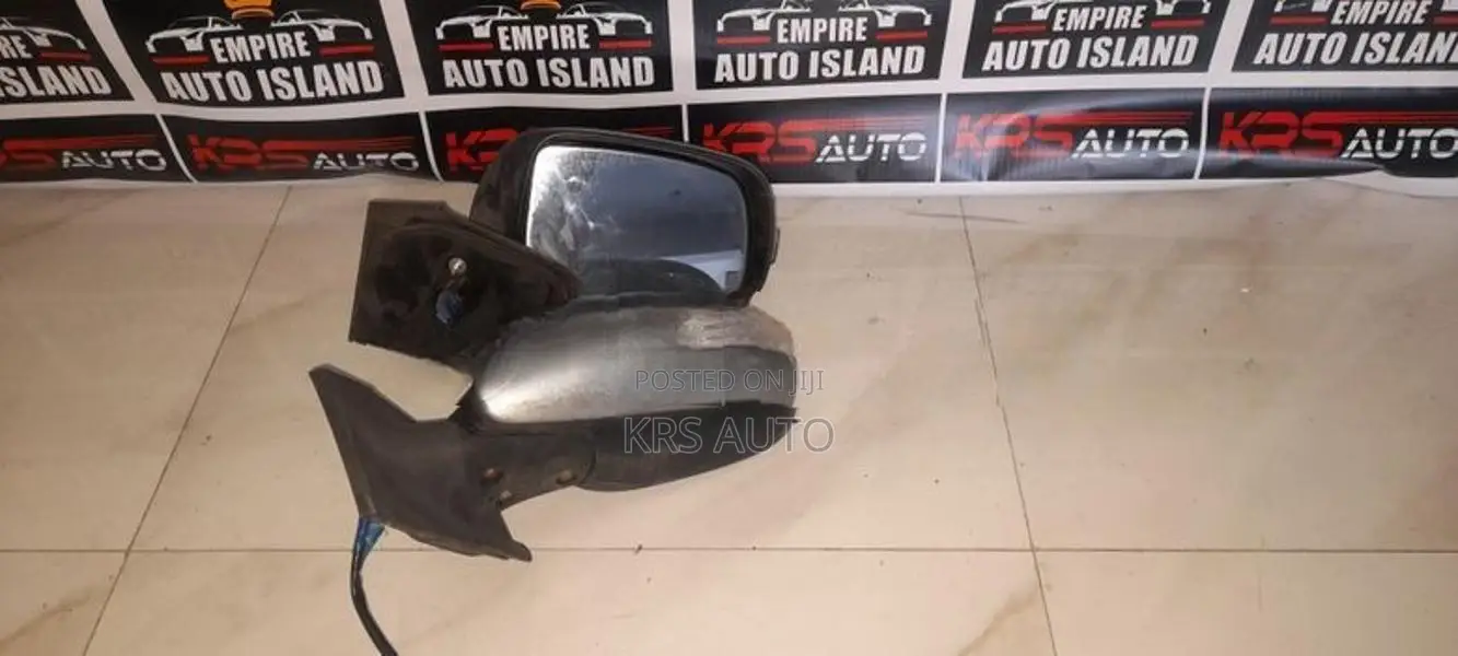 Toyota Vitz KSP 90 Side mirror -Winker Type