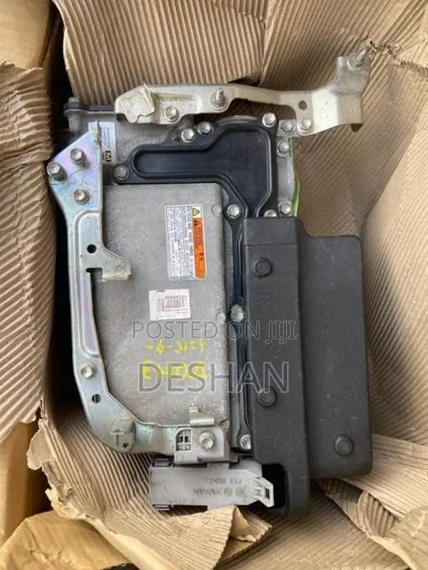 Toyota Voxy Hybrid Inverter Converter (recondition)