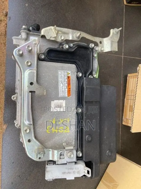 Toyota Voxy Hybrid Inverter Converter (recondition)